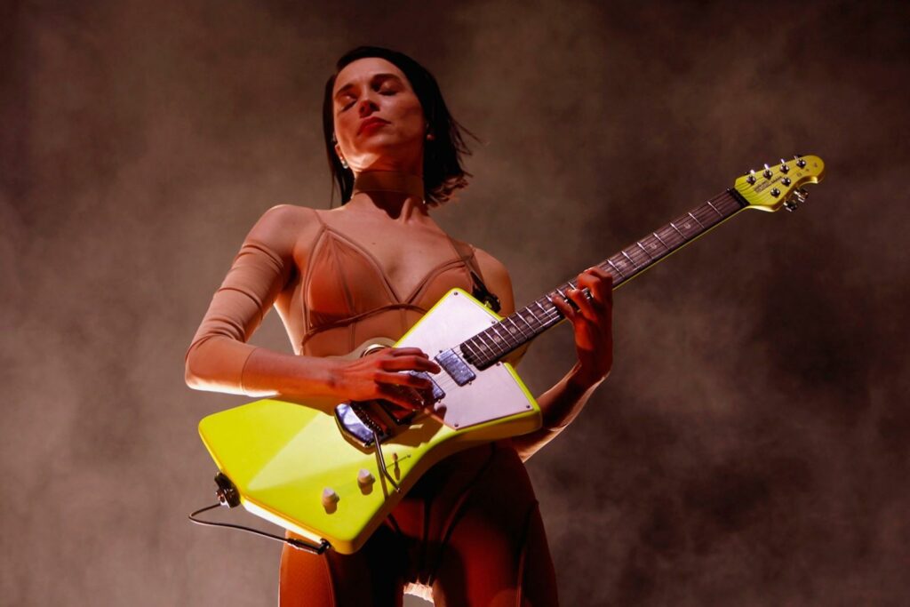 The Nowhere Inn, St. Vincent e Carrie Brownstein