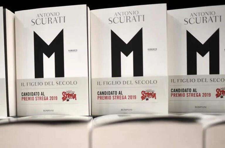 M Il figlio del secolo, su Sky la storia di Mussolini