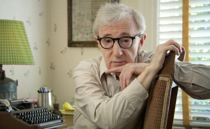 Woody Allen pubblica Zero Gravity