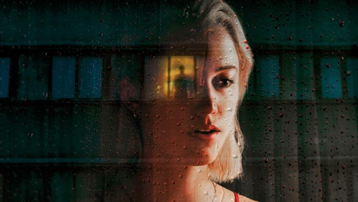 Watcher poster Maika Monroe