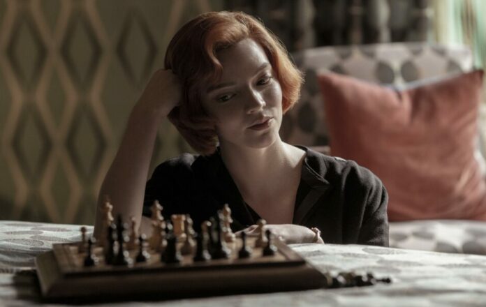 Anya Taylor-Joy regina degli scacchi
