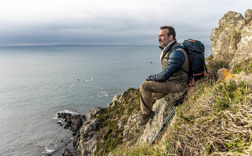 A passo d'uomo, Jean Dujardin