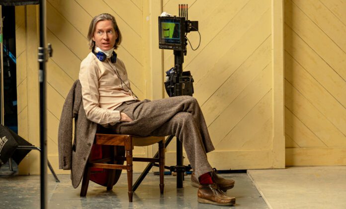 Wes Anderson a Venezia 80 (Ph. Roger Do Minh)