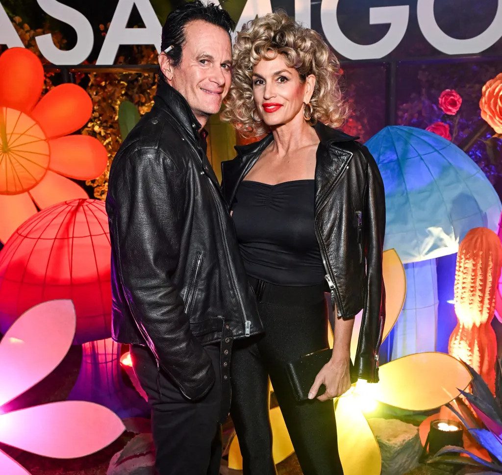 Rande Gerber e Cindy Crawford a tema Grease