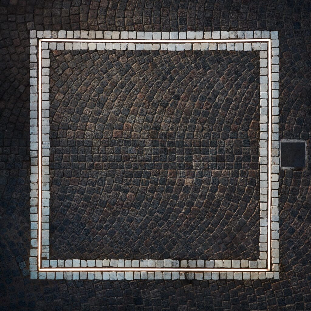 The Square