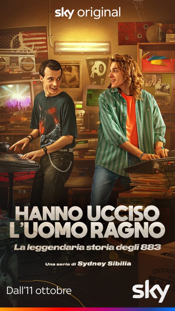 Hanno ucciso l’uomo ragno – La leggendaria storia degli 883