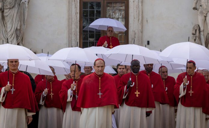 Conclave film Papa